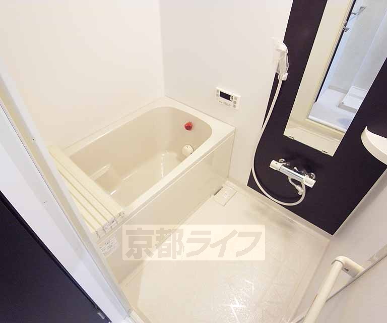 バス・シャワールーム　間取り異なる場合有り