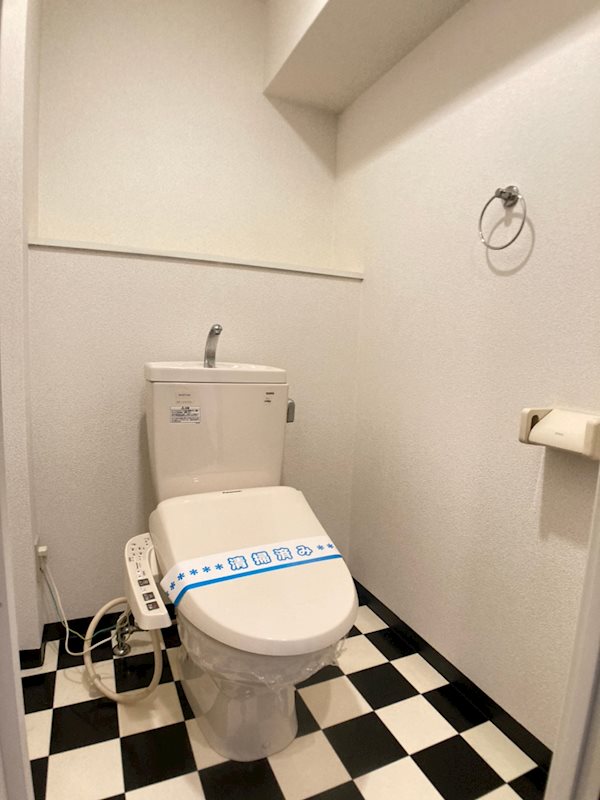 トイレ　落ち着いたトイレです