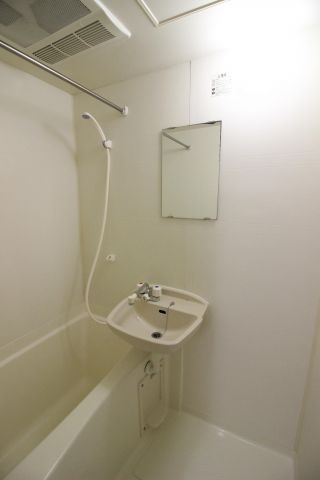 バス・シャワールーム　プレール・ドゥーク文京本駒込　文京区本駒込1　別部屋参考写真