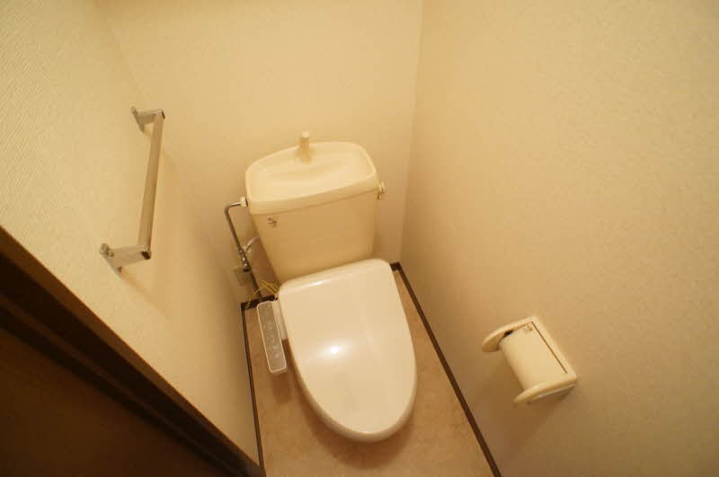 トイレ　図面と現状に相違がある場合には現状を優先