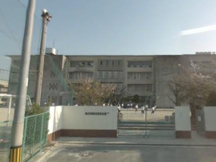 中学校　門真市立第5中学校（中学校）まで739m