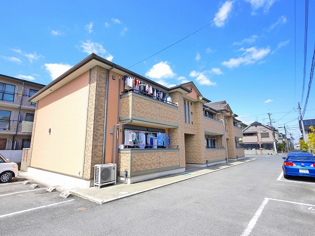 建物外観　きれいな外観です