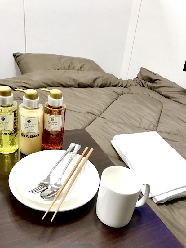 トイレ　只今寝具・タオル・食器・アメニティのセットをプレゼント中！