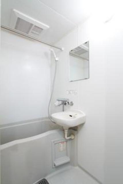 バス・シャワールーム　※写真は同タイプ住戸です。