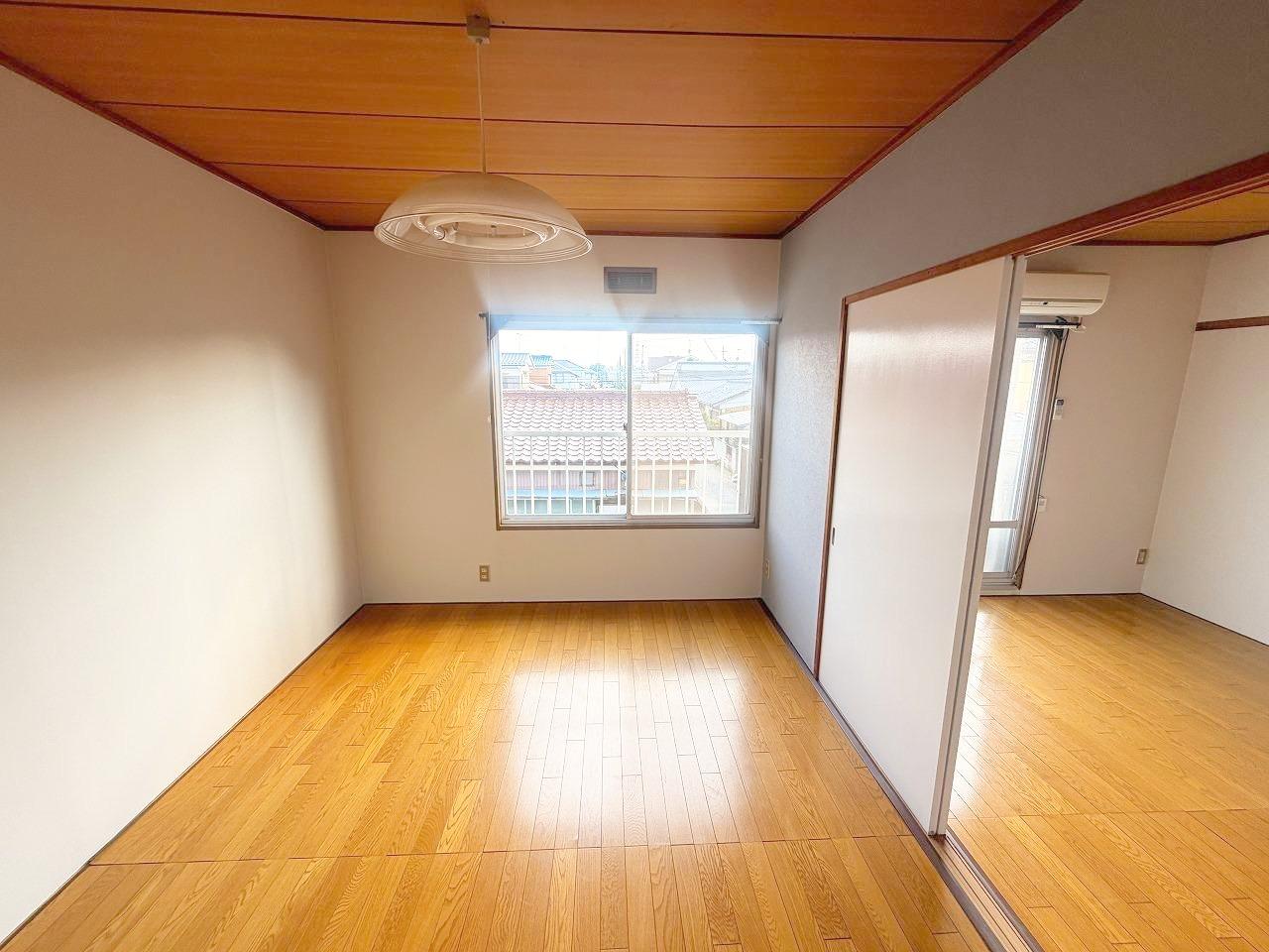 パナハイツ富士の居間写真