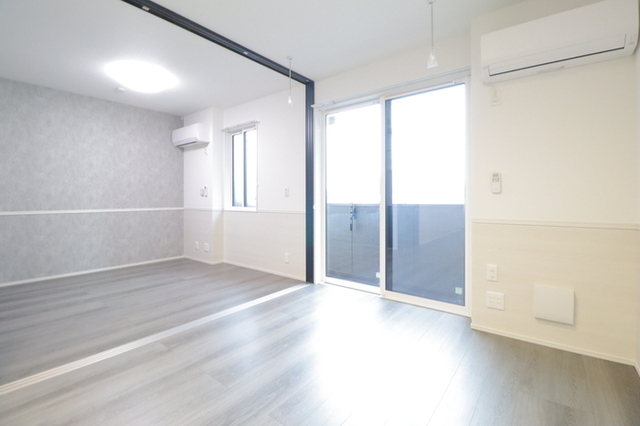 居室・リビング　リビング・洋室