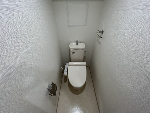 トイレ　シンプルで使いやすいトイレです
