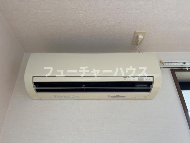 その他設備　リビングエアコン