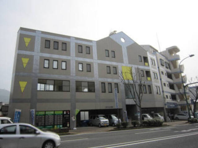建物外観　リバーサイド西山　外観