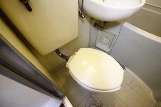 トイレ　※別部屋の写真です