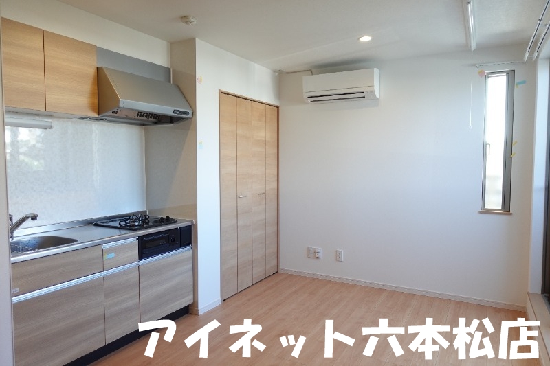 居室・リビング　広々としていいですね。