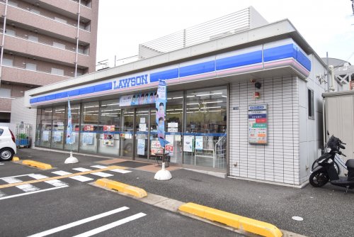 コンビニ　ローソン 尼崎立花町四丁目店（コンビニ）まで25m