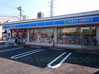 コンビニ　ローソン・スリーエフ港北樽町二丁目店（コンビニ）まで208m