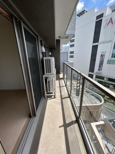 バルコニー　日当たりいいです！