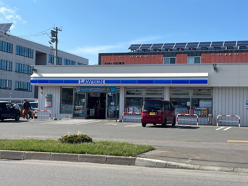 コンビニ　ローソン 網走北6条店（コンビニ）まで503m