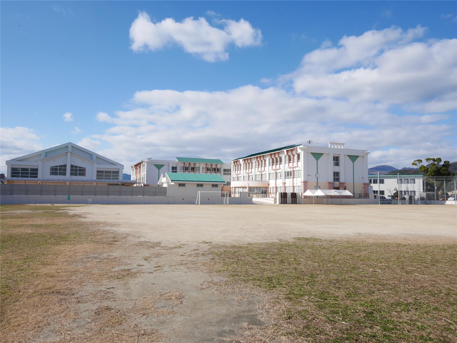小学校　行橋小学校（小学校）まで1000m