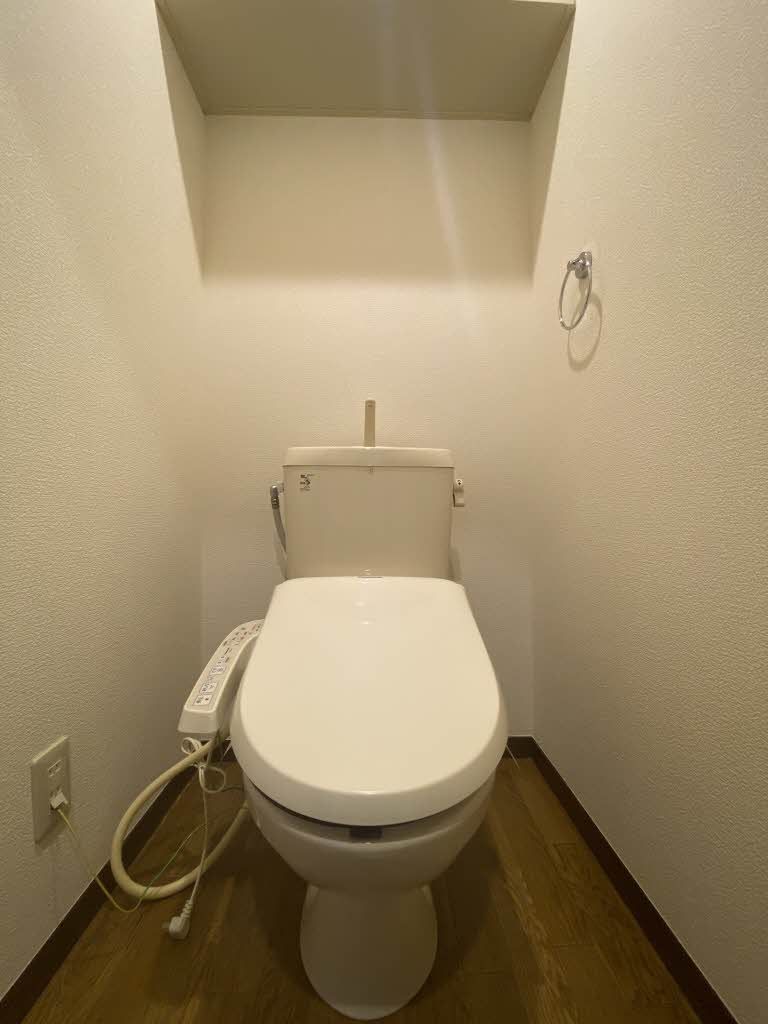 トイレ　トイレ