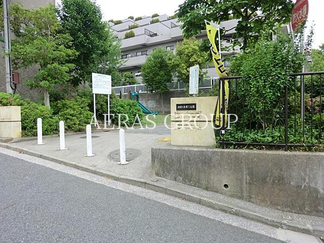 公園　初音ヶ丘第三公園（公園）まで499m