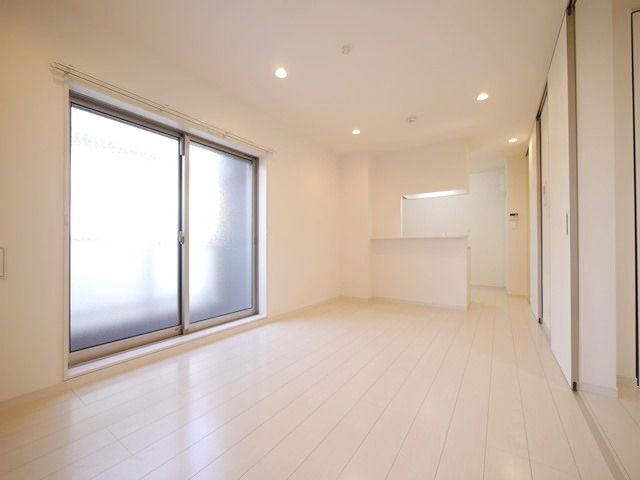 居室・リビング　★2面採光の明るいお部屋★