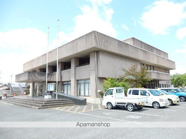 その他　瀬戸公民館（その他）まで848m