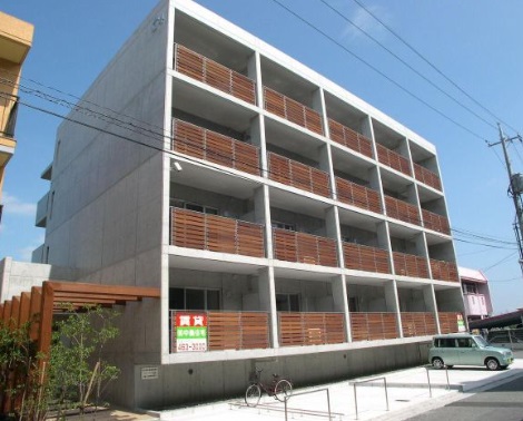 建物外観　鉄筋コンクリート造のマンションです☆