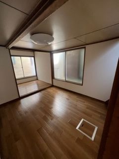 ＪＲ横須賀線 新川崎駅 徒歩18分 2階建 築67年の居間写真
