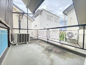 八尾木5丁目ガレージ付戸建の内装写真