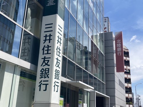 銀行　三井住友銀行 金山支店（銀行）まで668m