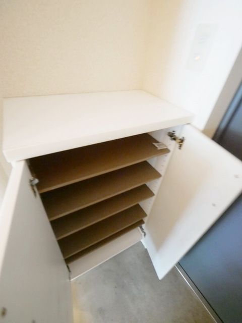 収納　★シューズボックスです★