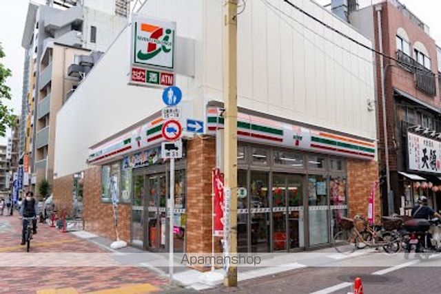 コンビニ　セブンイレブン 大田区糀谷駅前店（コンビニ）まで697m