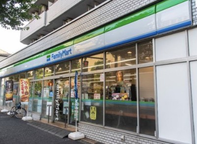 コンビニ　ファミリーマート小滝橋通り店（コンビニ）まで268m
