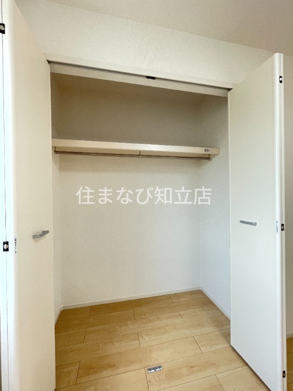 収納　反転・同型タイプ