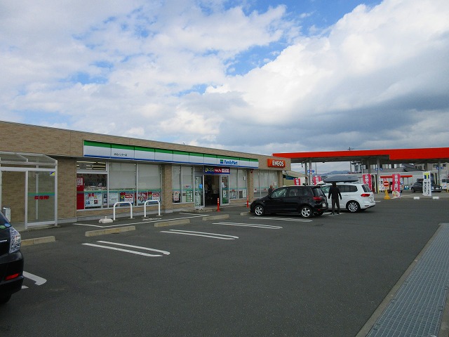 コンビニ　ファミリーマート浜北インター店（コンビニ）まで1682m