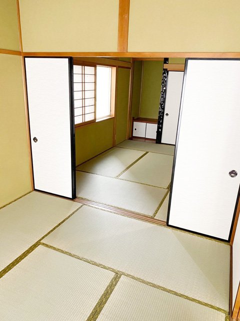 御嵩町南山台貸家の居間写真