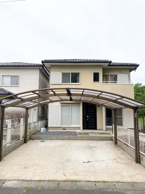 御嵩町南山台貸家の外観写真