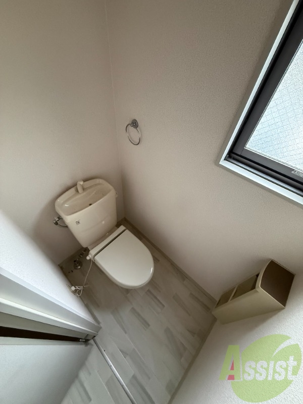 トイレ　トイレの写真はこちらです。シンプルで使いやすそうですね！