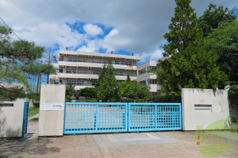 中学校　仙台市立郡山中学校（中学校）まで1787m