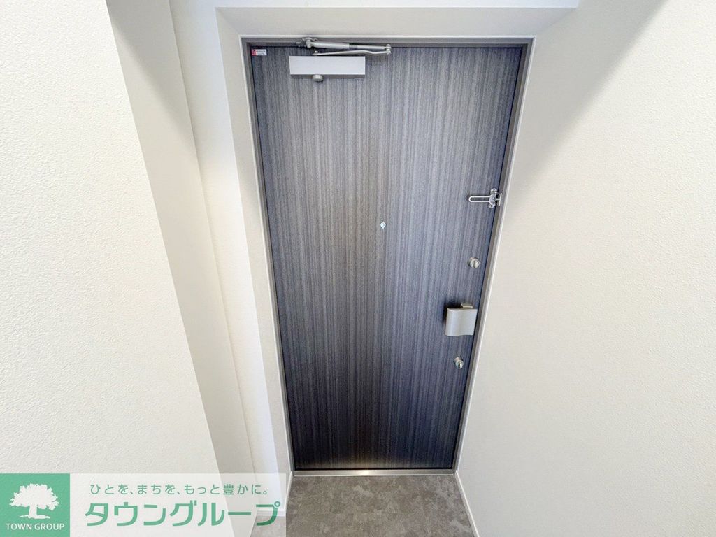 玄関　バルコニー