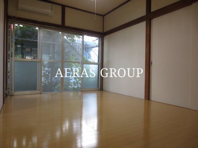 佐藤荘の居間写真