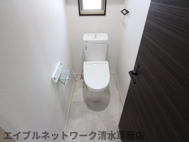 静岡鉄道静岡清水線 御門台駅 徒歩3分 2階建 築40年のトイレ写真