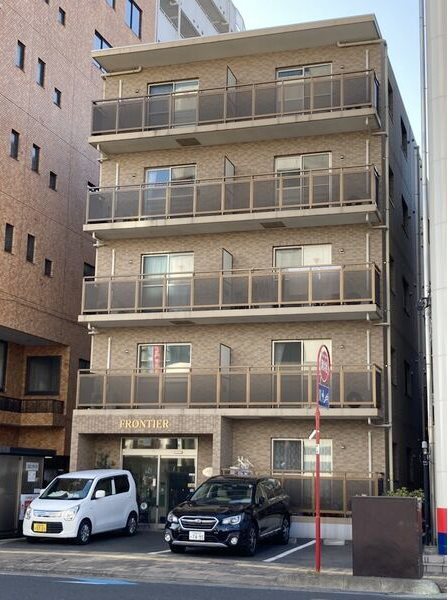 フロンティア