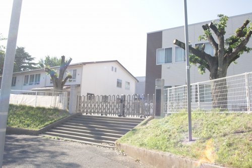 小学校　つくば市立島名小学校（小学校）まで1049m