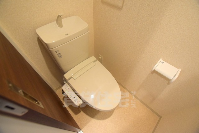 Luxe新大阪EAST2のトイレ写真