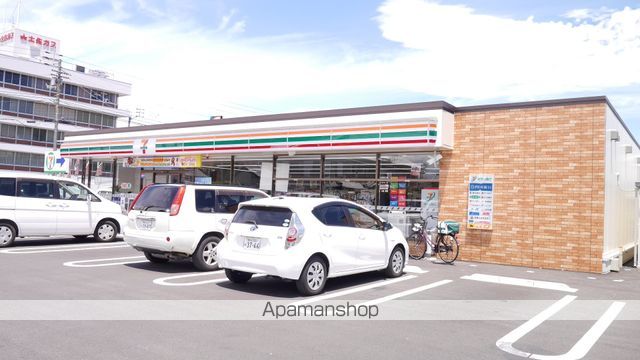 コンビニ　セブンイレブン高知葛島4丁目（コンビニ）まで501m