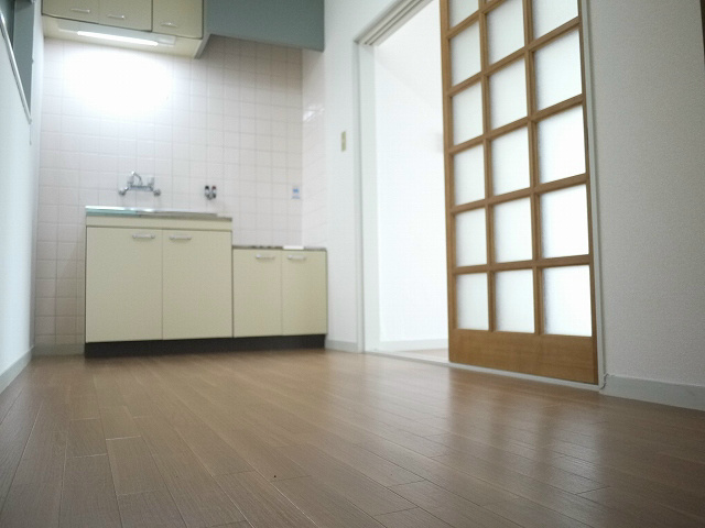 東峰コーポの居間写真