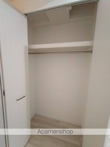 地下鉄御堂筋線 西中島南方駅 徒歩4分 10階建 築5年の内装写真