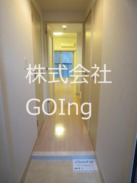 玄関　※別部屋参考写真