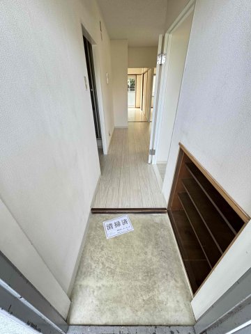 コーポ柏原の玄関写真