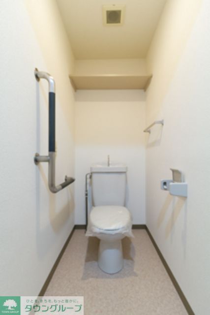 トイレ　※写真は同タイプ住戸です。