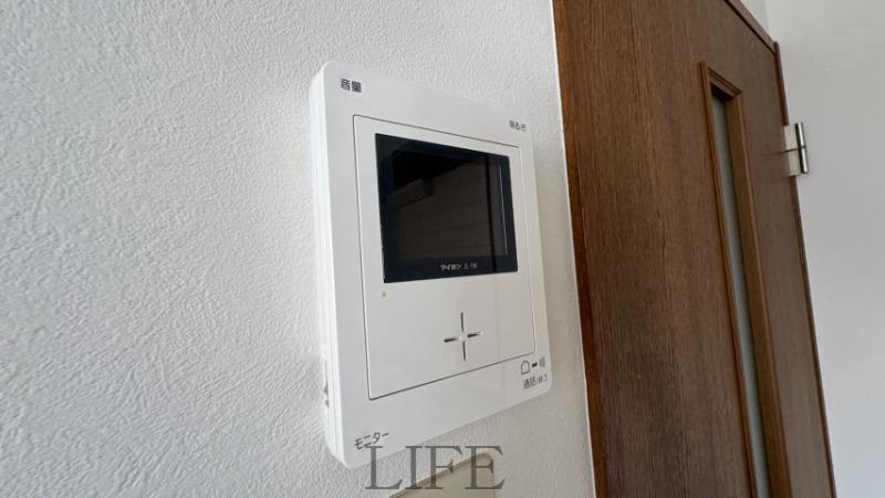 セキュリティ　モニター付きインターホン